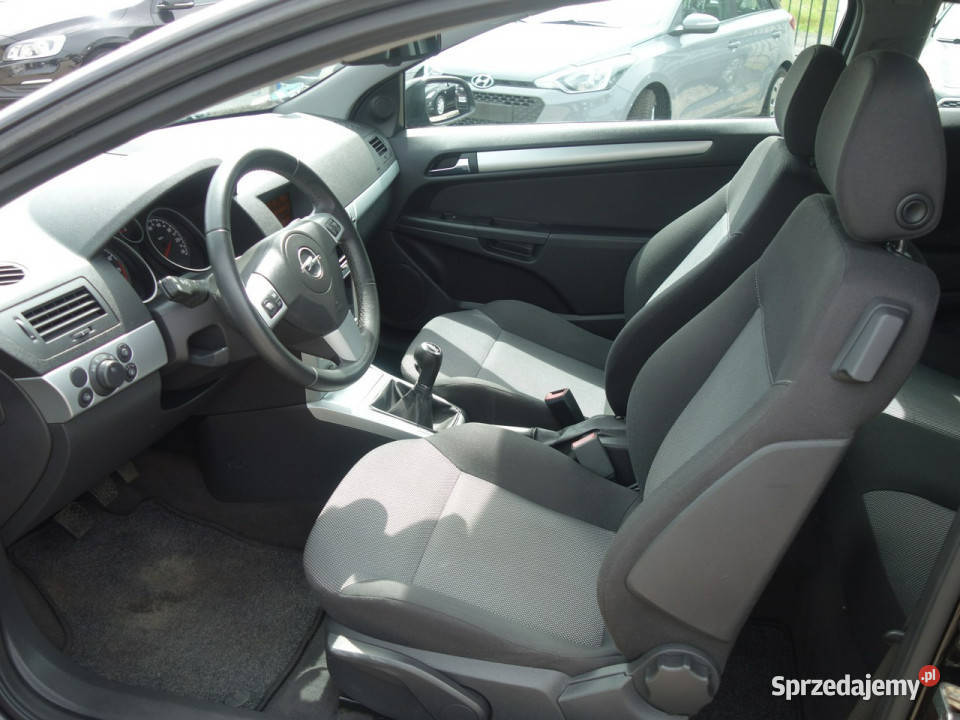 Opel Astra opel astra gtc H 20042014 czarny Słupsk sprzedam