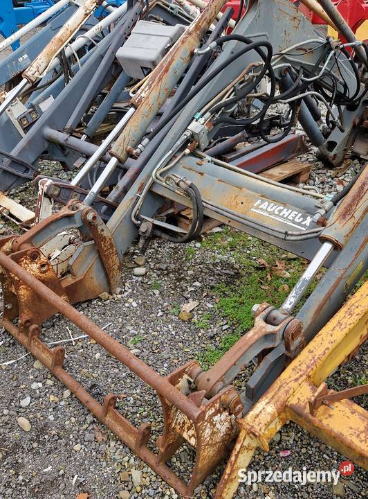 Ładowacz Tur Faucheux Renault 8514 Holland nieuszkodzony Bochnia