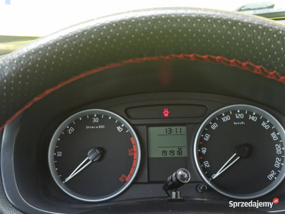 uniwersalne auto wyjątkowo stan klimatyzacja