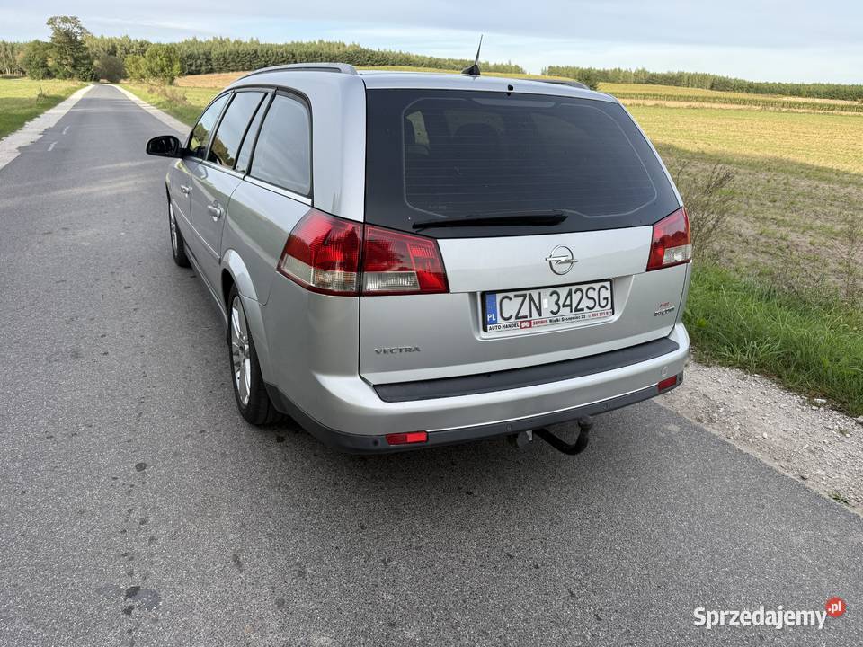 Opel Vectra C Kombi Hak Klima Rok produkcji 2005 Ojrzanowo sprzedam