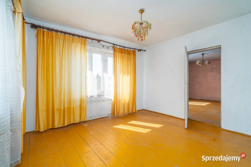 Słoneczny dom położony w spokojnej okolicy Narol Zamość sprzedam