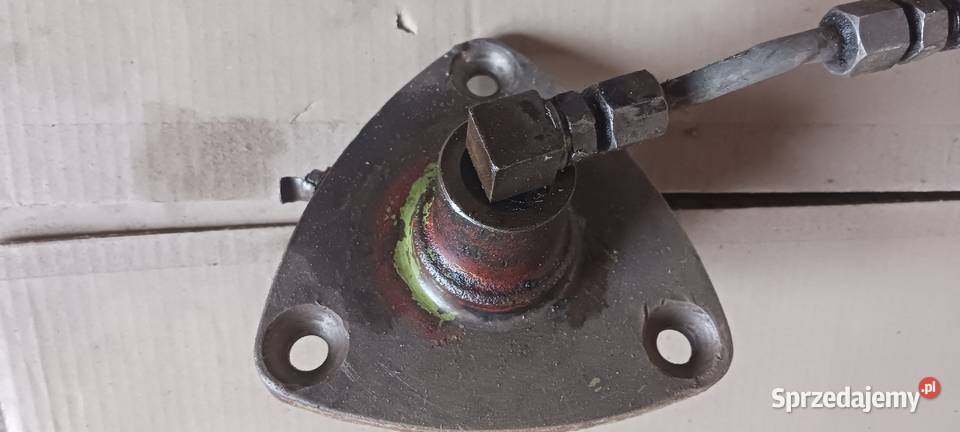 pompa paliwa perkins 6cyl siłownik wariatora