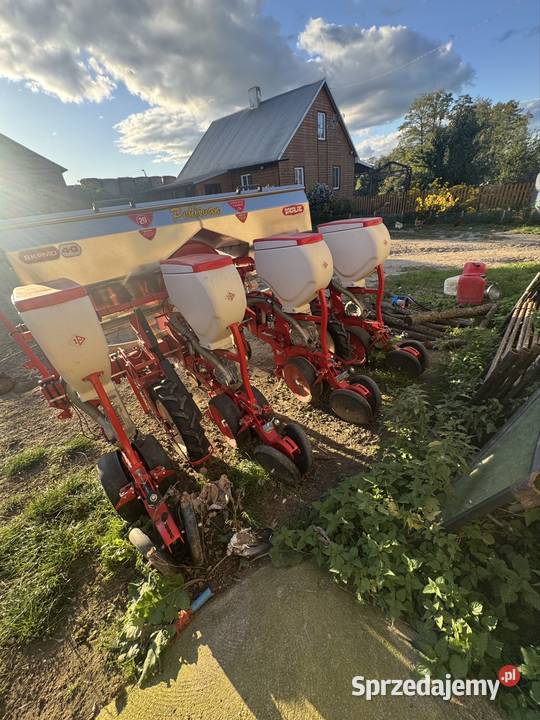 Sprzedam siewnik do kukurydzy Sakalak Kamińskie
