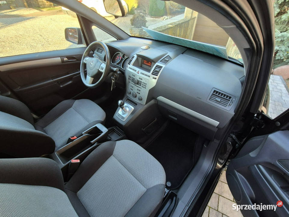 Opel Zafira 18B 140 2012r Org Lakier Automat klimatyzacja mazowieckie Radom