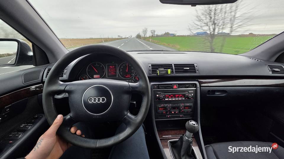 Audi a4 b6 19 tdi awx 130 2001r ZAMIENIĘ Makowice