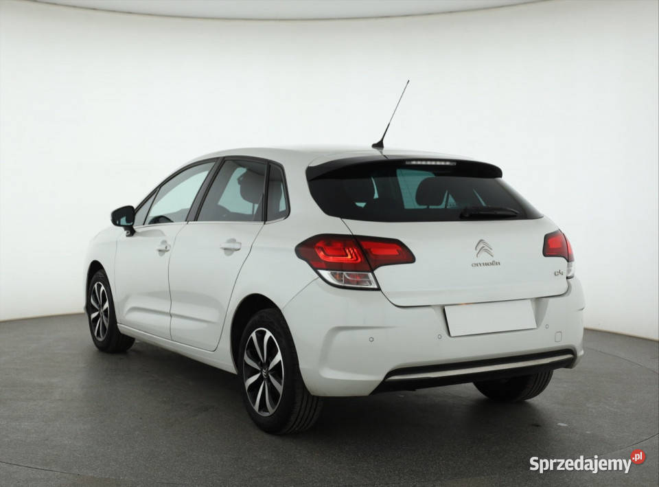 Citroen C4 12 PureTech wielofunkcyjna kierownica Piaseczno