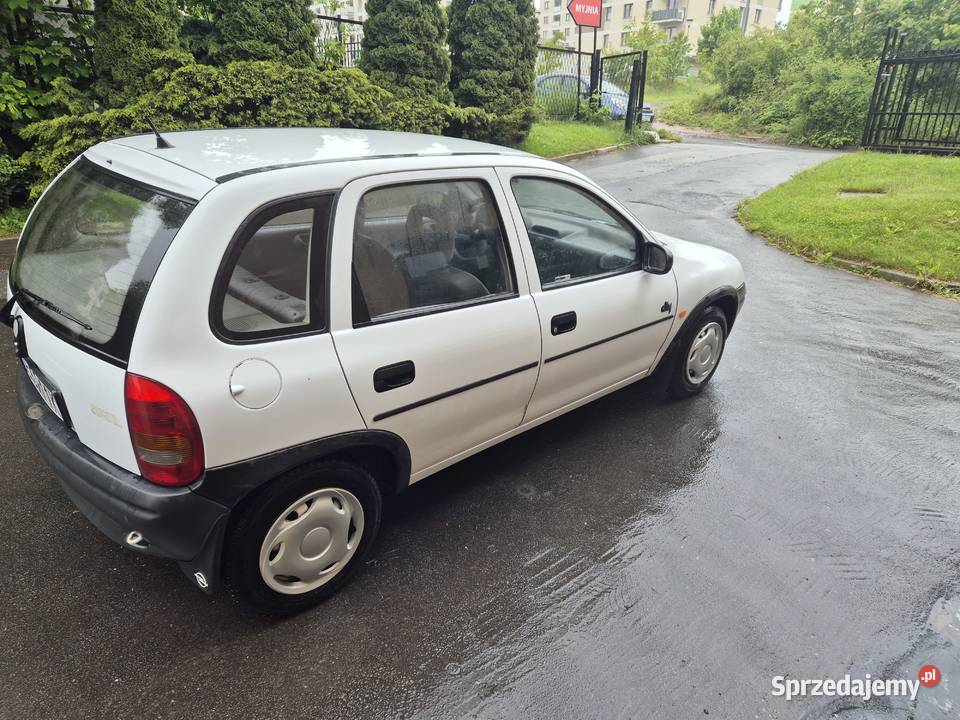 Opel corsa b 1996 Wałbrzych