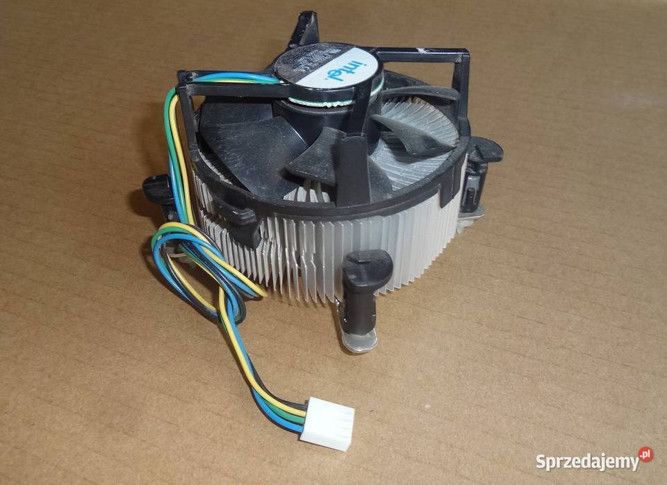 Radiator z wenylatorem mocowanie 73 x 73 Szczecin sprzedam