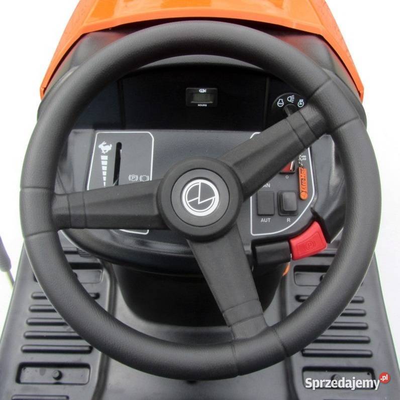 Oleo Mac OM 10620 KWH KAWASAKI Traktorek Narzędzia ogrodnicze wielkopolskie Opalenica