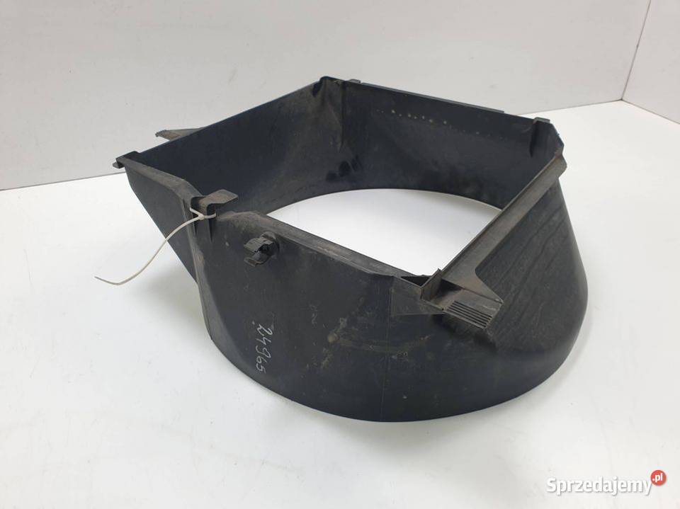 OBUDOWA WENTYLATORÓW MERCEDES BENZ W124