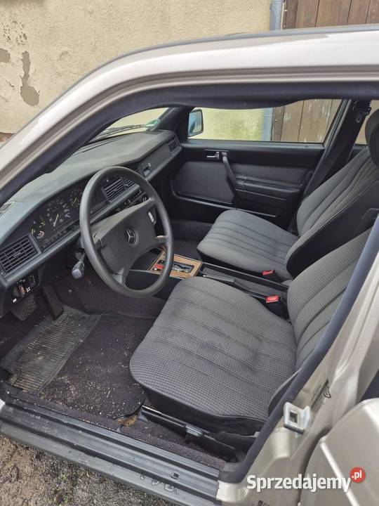 Mercedes w201 190 Komorniki
