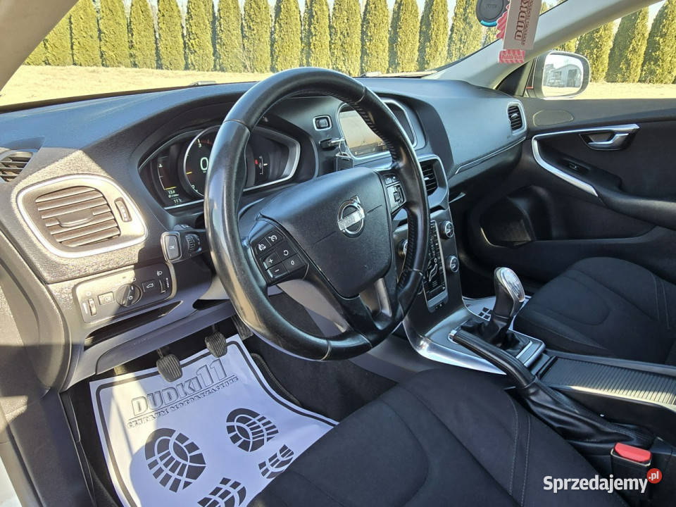 Volvo V40 16hdi NavigacjaTempomatKlimatr 2 diesel łódzkie
