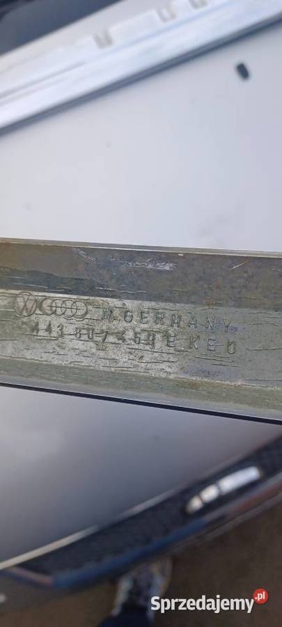 Audi 200 20v 5000 avant komplet tylnych listew Grudziądz