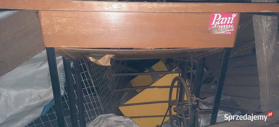 Stara maszyna do szycia Łucznik Sejny