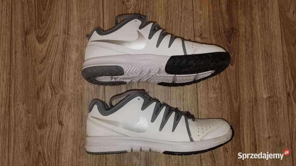 Buty tenisowe NIKE Vapor Court EUR40 255 Dart Sport i Wypoczynek Białystok