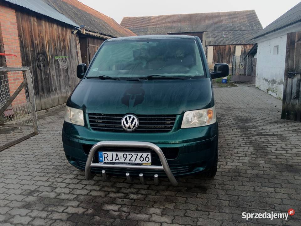 Volkswagen transporter T5 caravelle 25tdi Zamość