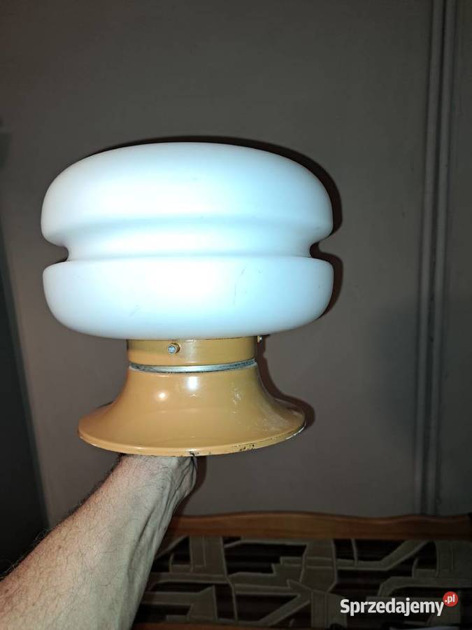 Retro lampa wiszaca przysufitowa z 60 tych lat Lubań sprzedam