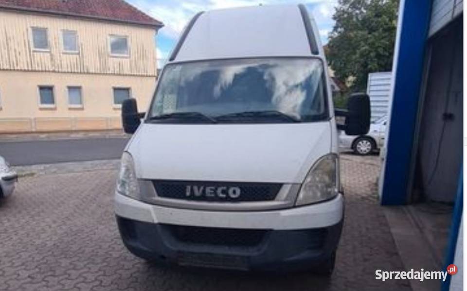 Iveco Daily 200 30150 EU4 Blaszak 2010r DMC tempomat wielkopolskie Konin