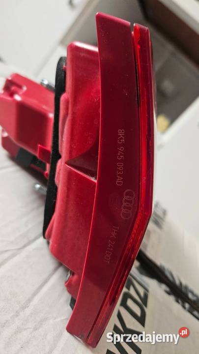 Lampa tylna bagażnika Audi a4 b8 lift Poznań