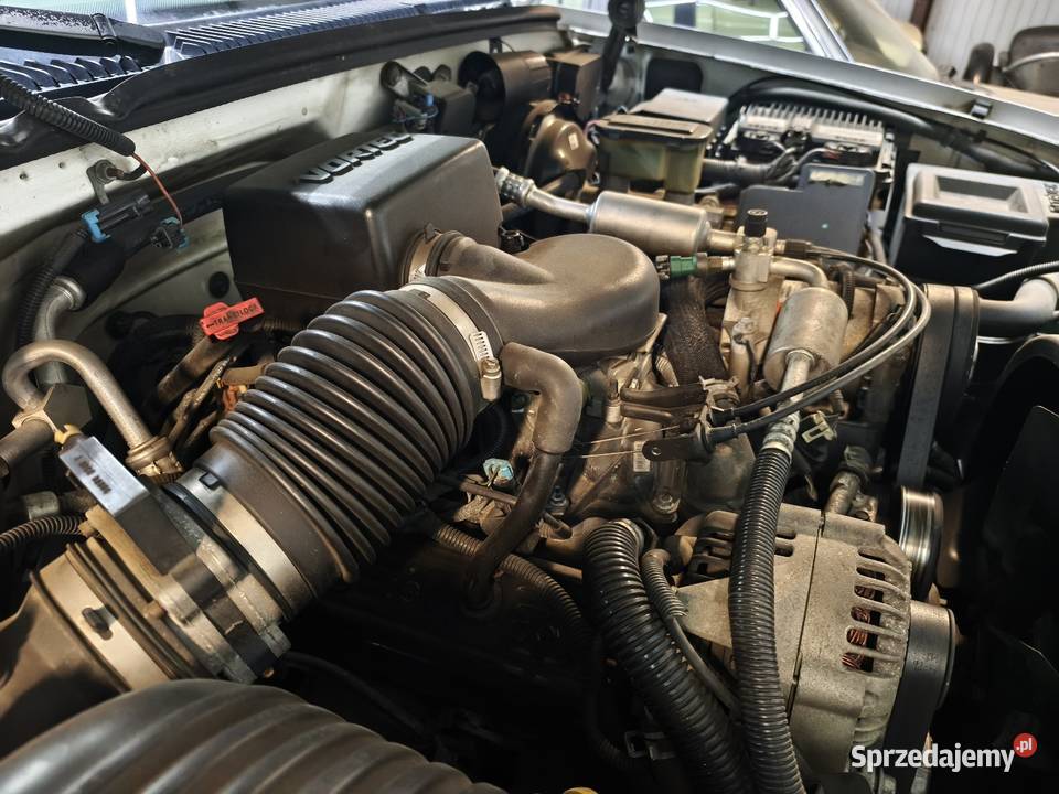 Chevrolet Suburban 57 V8 4x4 sprzedam