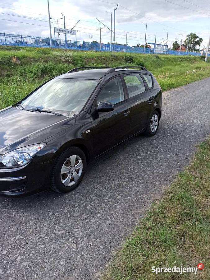 Hyundai i30 cw 14 benzyna