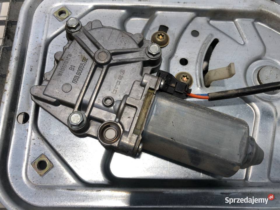 PODNOSNIK SZYBY PRAWY PRZÓD SCANIA 4 series