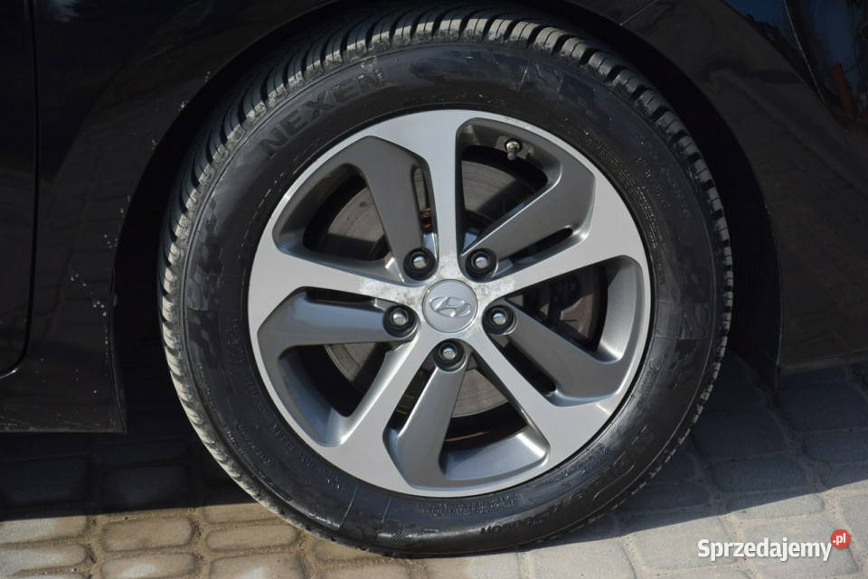 Hyundai i30 16D Navi Kamera 2015r Sprowadzony lakier metallic