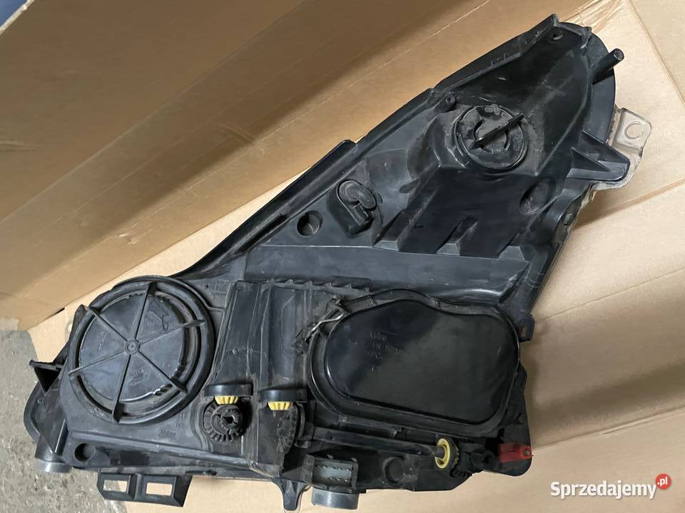 Lampa przednia PRAWA Opel Corsa D 89313305 Czarny Dunajec