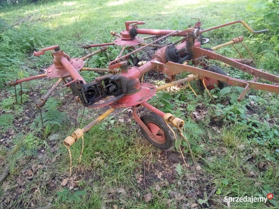 Przewracarka przetrząsarka karuzelowa 4 Siemień