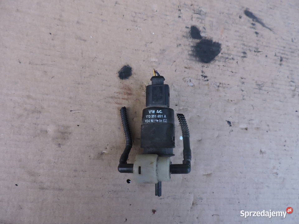 Pompka spryskiwaczy Vw Golf V 19 TDI śląskie