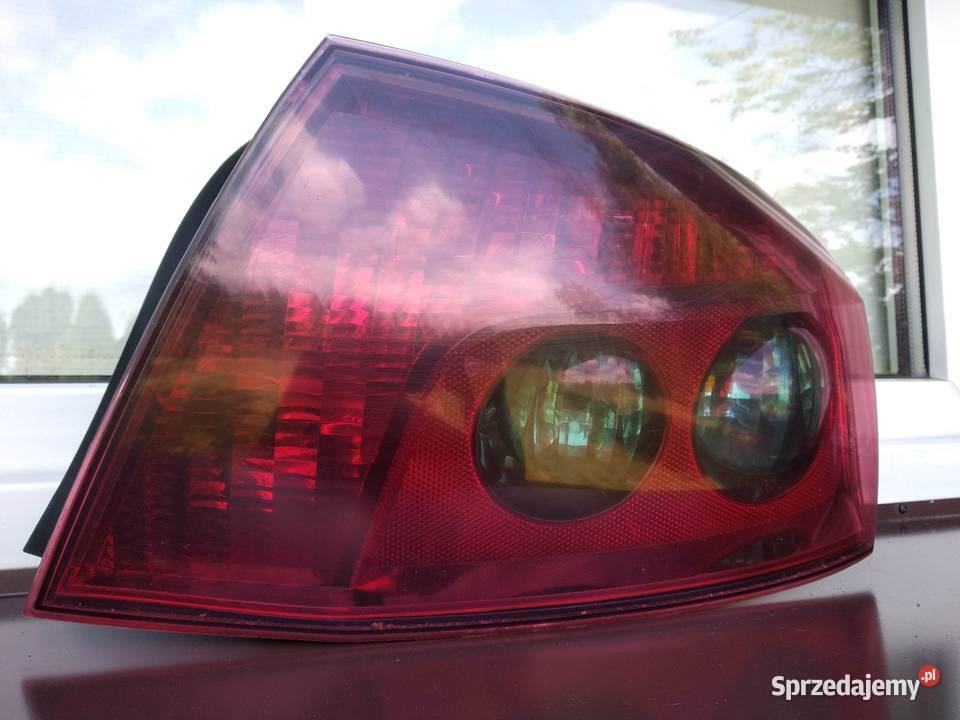 Peugeot 407 HB hatchback przedlift lampa tył osobowe Sieradz sprzedam