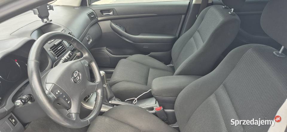 Sprzedam prywatnie Toyotę Avensis z 2006 roku Rok produkcji 2006 mazowieckie