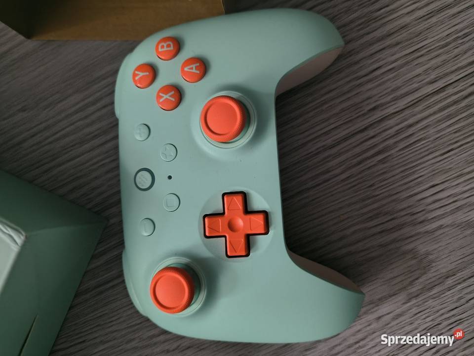 Kontroler bezprzewodowy 8BitDo Ultimate 2C Przemyśl