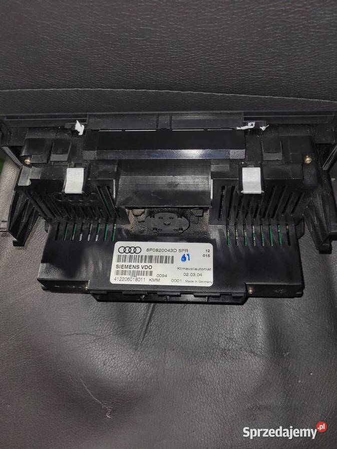 PANEL KLIMATYZACJI 8P0820043D AUDI A3 8P panele sterowania, przełączniki Lublin