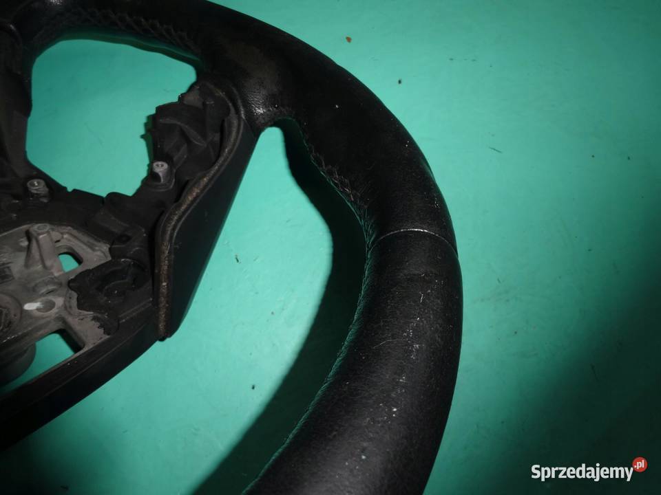FORD FOCUS MK3 III 11r kierownica skórzana