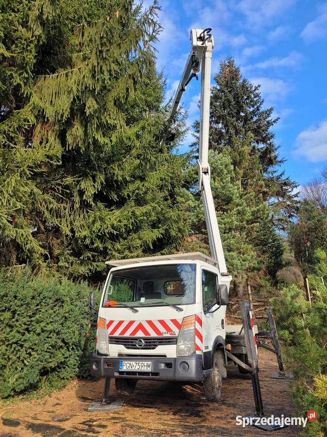 Podest ruchomy ZED 202H na podwoziu Nissan 130KM Dobrzyca