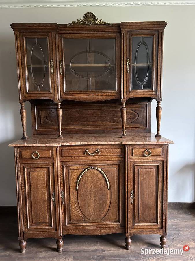 Stary dębowy kredens szybki frezowane