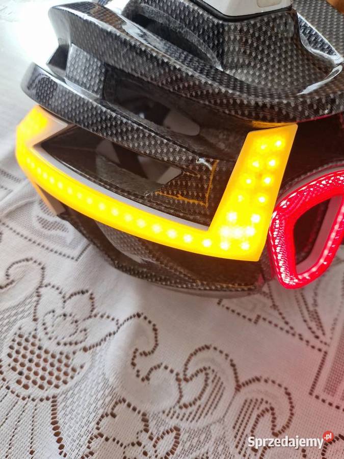 Kask rowerowy z oświetleniem led Kroczyce