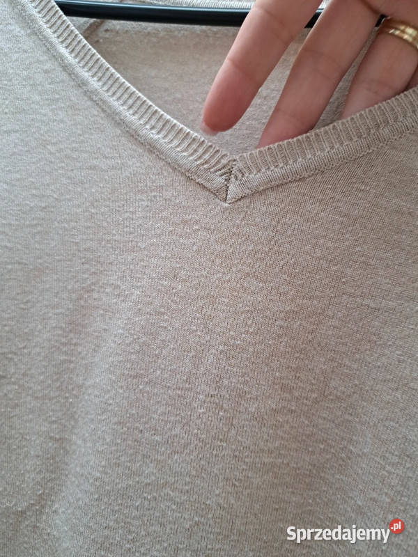 Beżowy sweter Look z dekoltem V rozmiar M