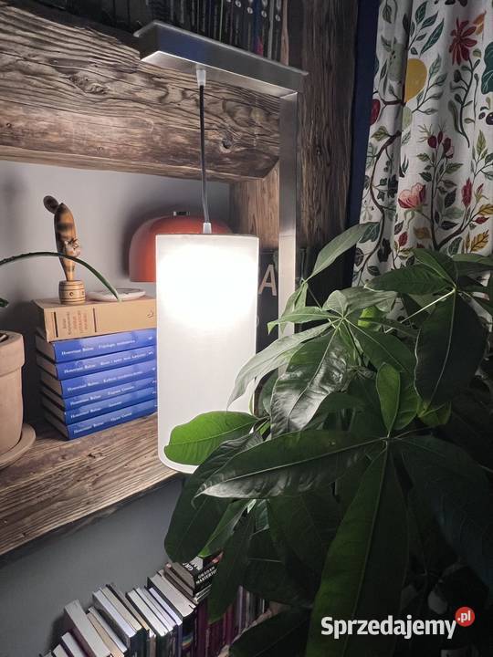 Lampa podłogowa LED Piwniczna-Zdrój