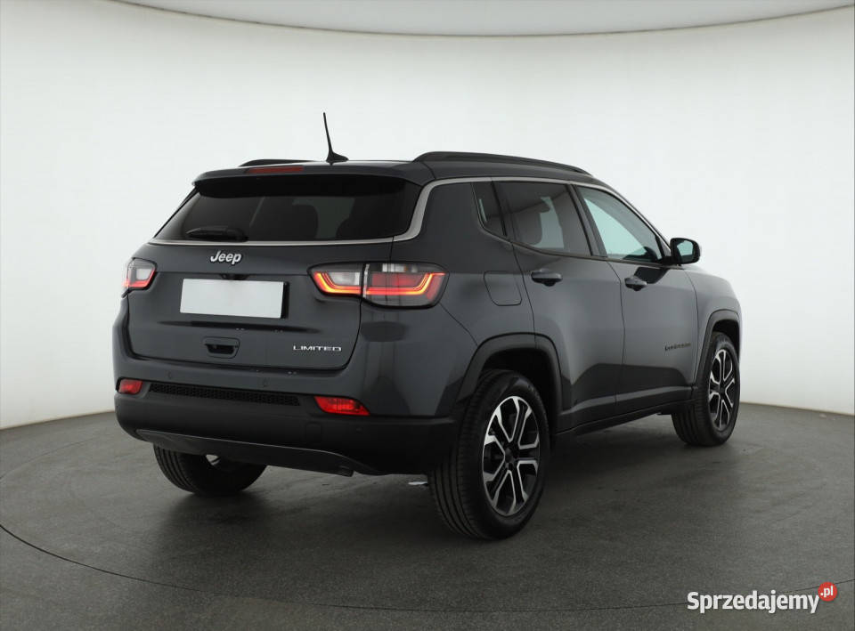 Jeep Compass 15 Turbo eHybrid światła przeciwmgielne Compass