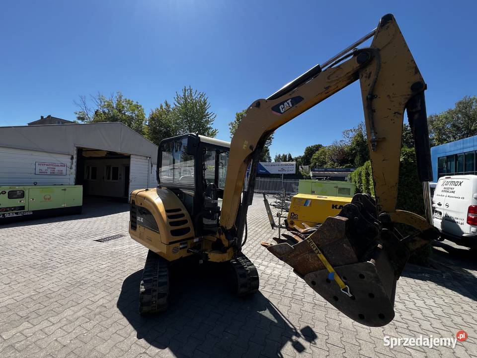 Używana koparka Caterpillar 3025C 285 tony