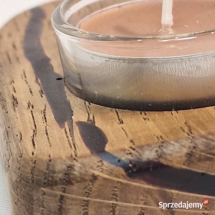 Świecznik drewniany serce z dębu przeplecione