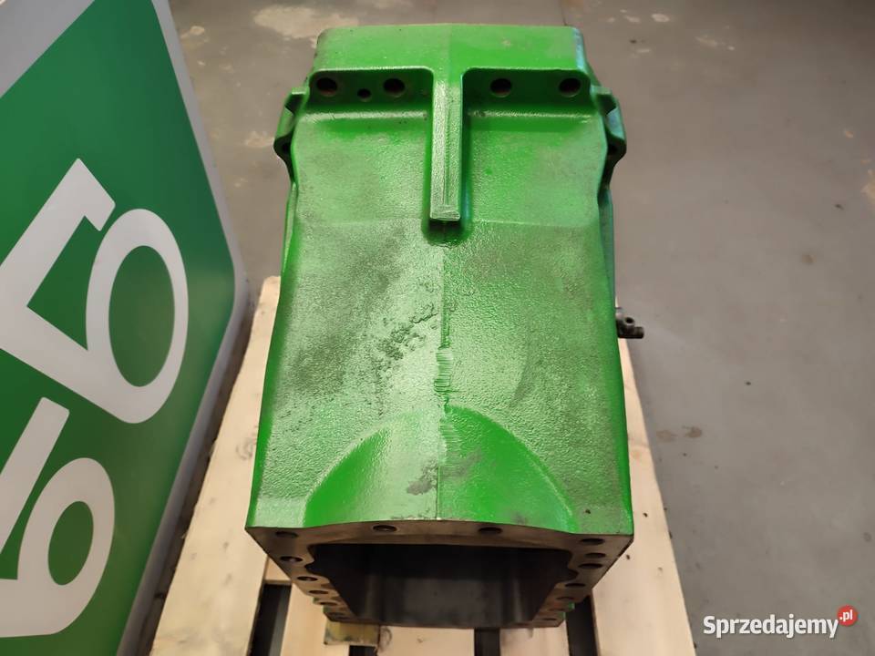 Obudowa skrzyni biegów R252632 JOHN DEERE 8130 Wilkowo