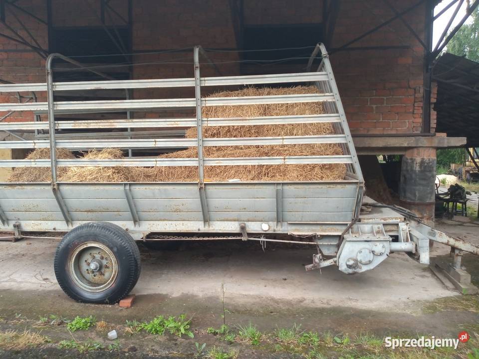 Przyczepa samozbierająca