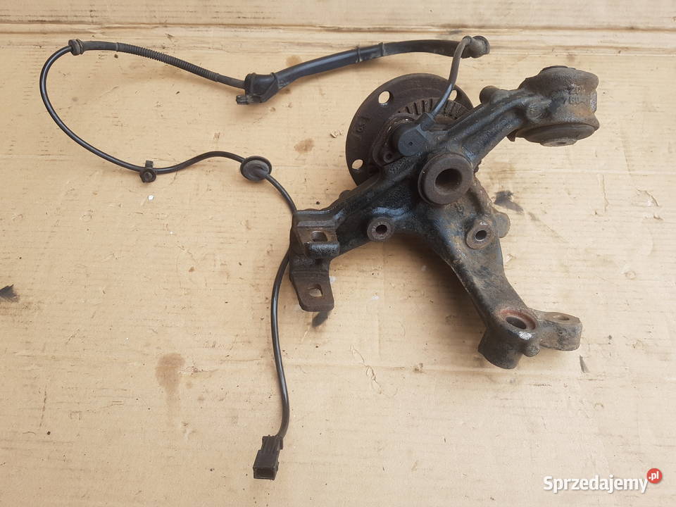 Audi A4 B7 zwrotnica piasta koła tył kombi Legnica