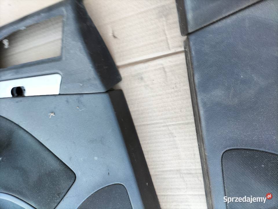 SKODA OCTAVIA II 2 BOCZEK PRAWY TYŁ LEWY TYŁ Kamień-Kolonia