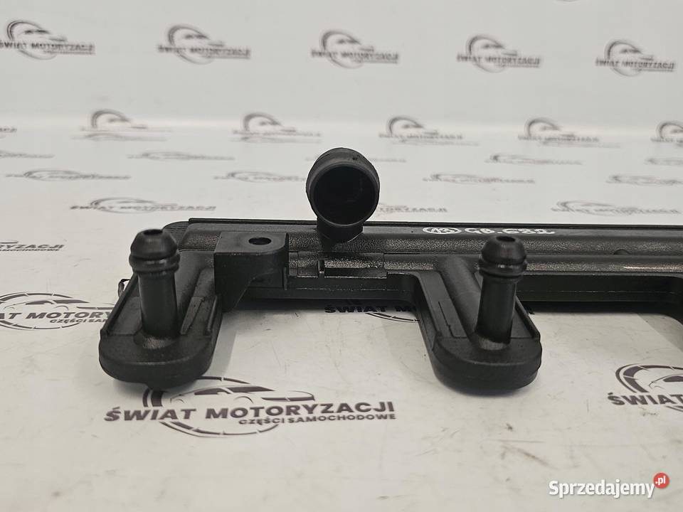 BMW E83 X3 25 M54B25 256S5 rozdzielacz paliwa