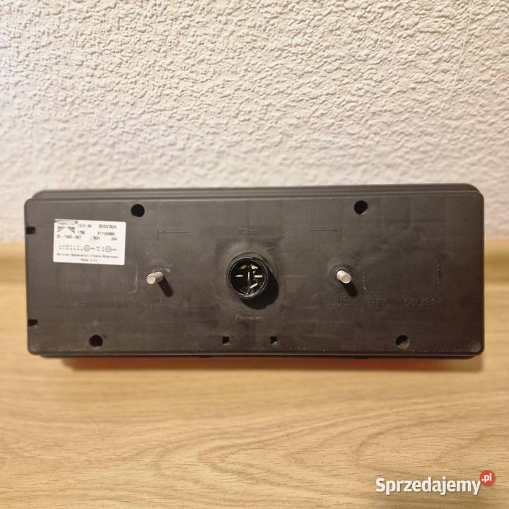 Lampa tylna EUROPOINT III prawa