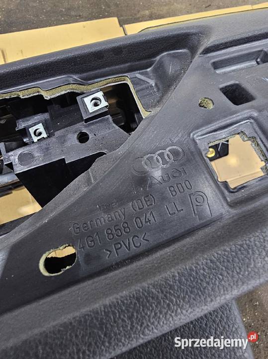 DESKA KOKPIT KONSOLA AUDI A6 C7 4G1858041 SOUL osobowe Przystajń